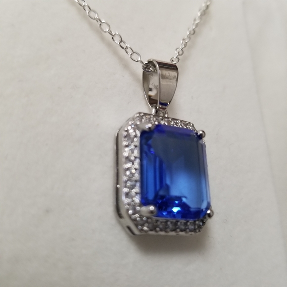 🌺Vtge Tanzanite,White Topaz Halo Pendant w/chain - Picture 5 of 7